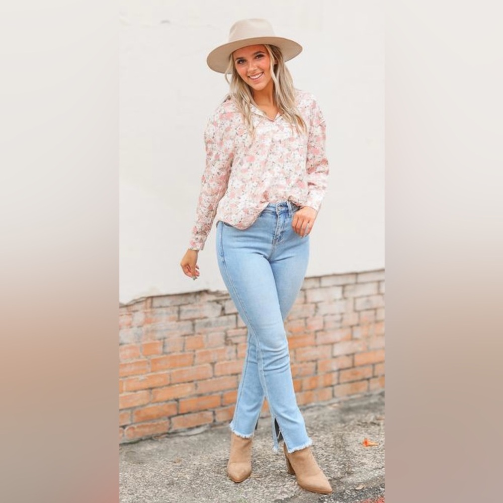 Grace and Emma Mauve Floral button down top